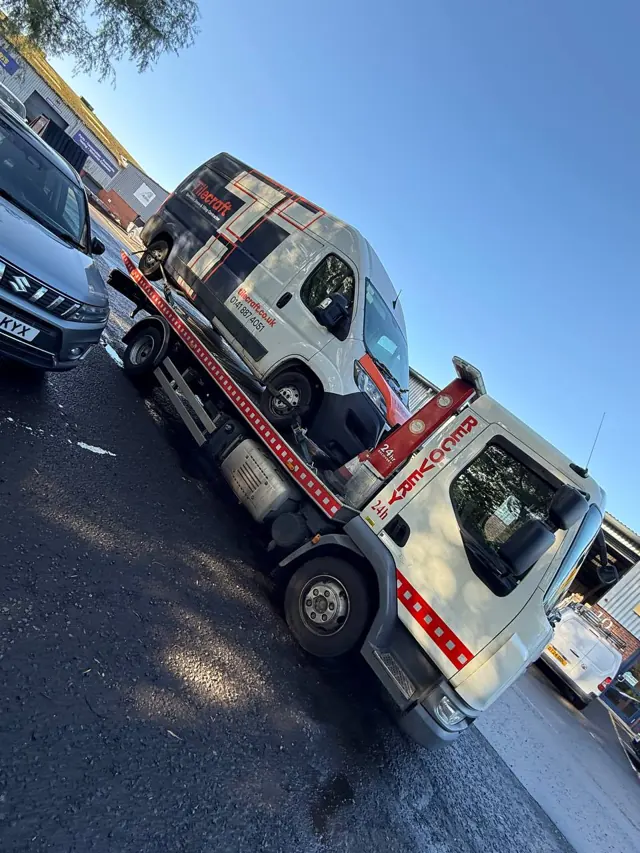 Van recovery and transport