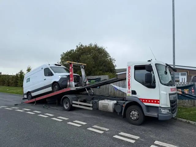 Van recovery and transport