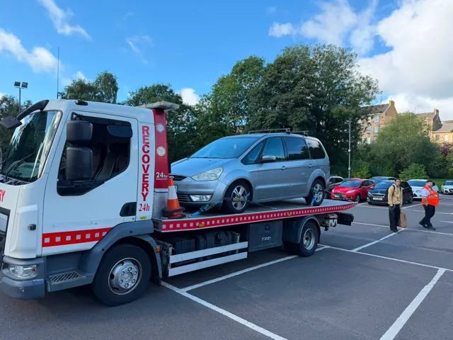 Van recovery and transport