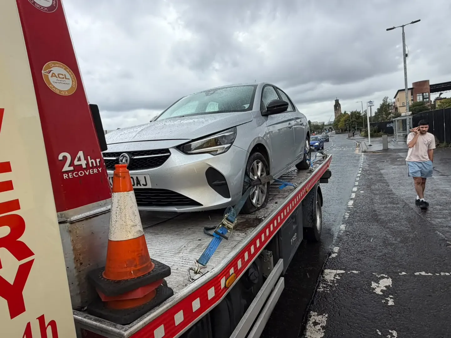 Mercedes on Lifesaver recovery truck